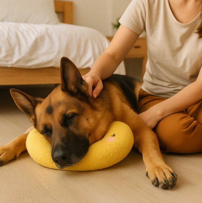 Fluffy Moon-Shaped Sleeping Cushion for Dogs & Cats